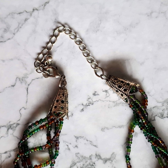 Short layered multicolor statement necklace - Picture 4 of 4